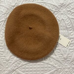 Ralph Lauren wool blend beret. Brown one size.